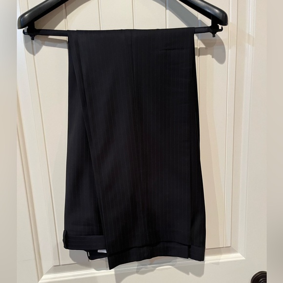 Men’s Brooks Brothers Suit. 40L - Picture 3 of 8